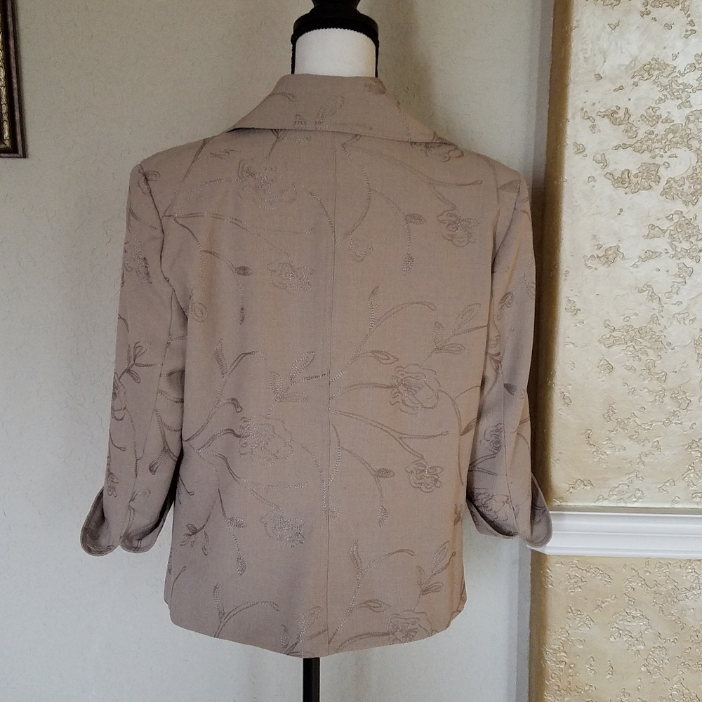 TanJay Jacket - Picture 2 of 4